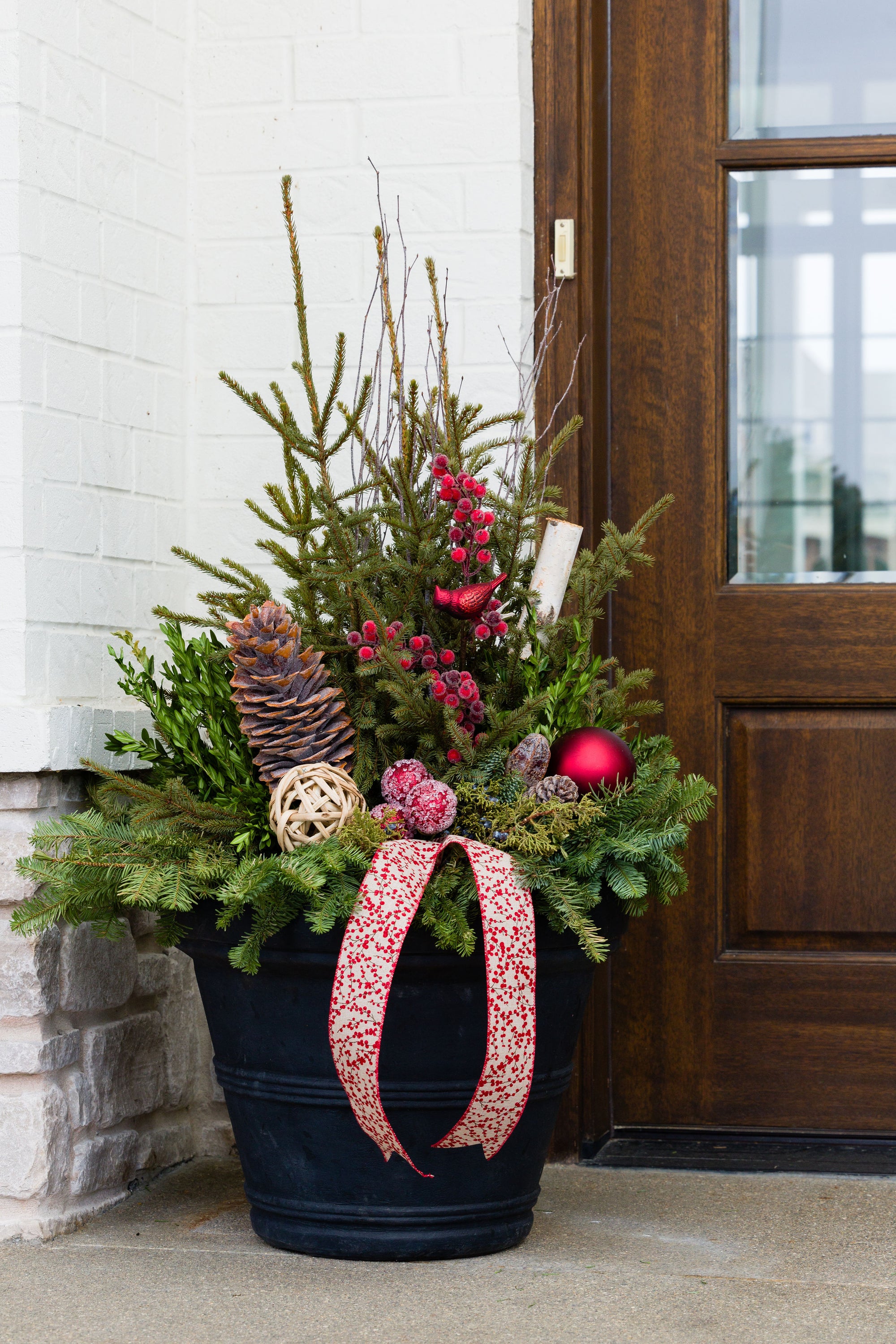 Mistletoe Magic - Large Porch Pot
