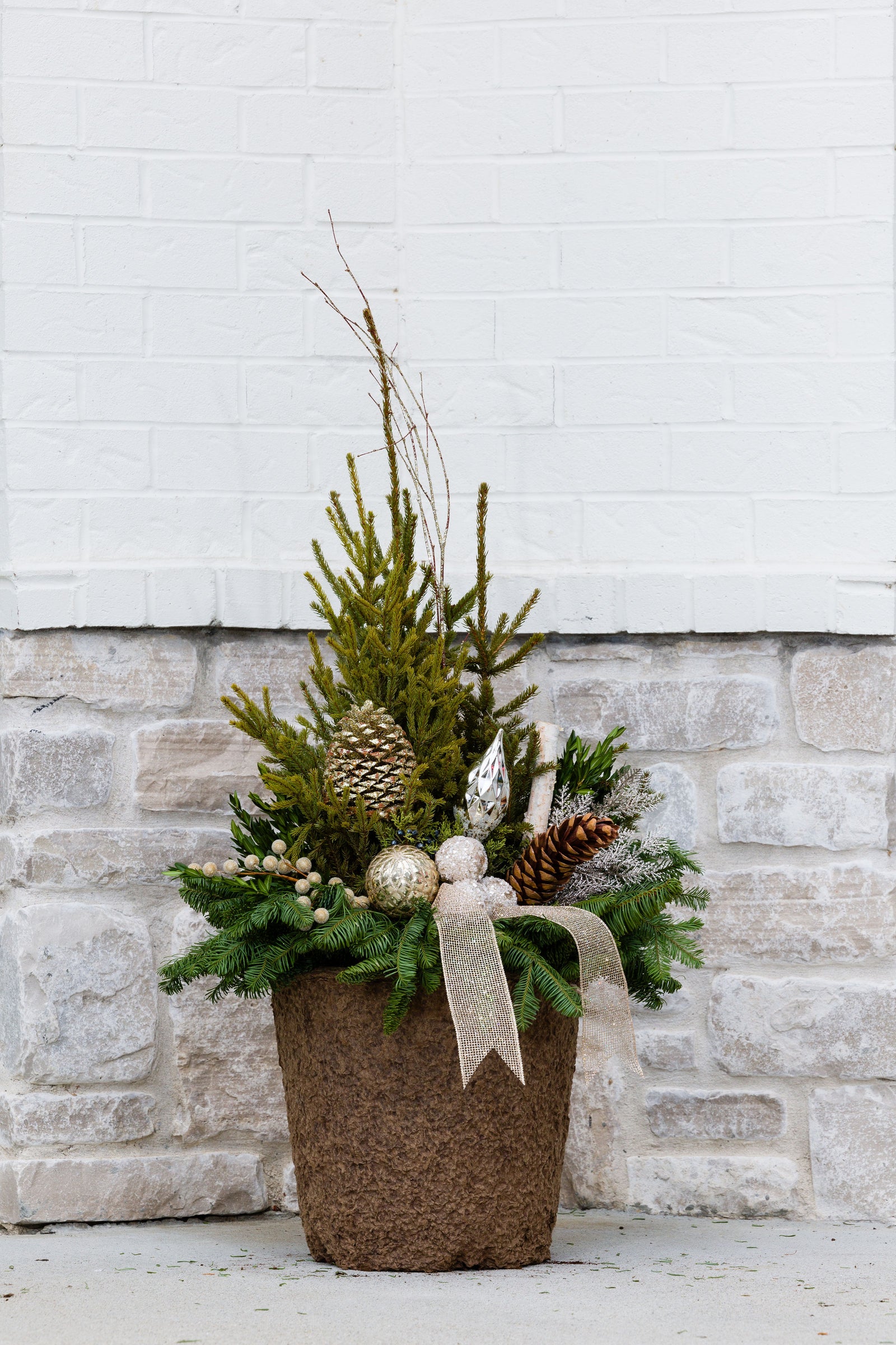 Frosted Forest - Medium Round Drop In