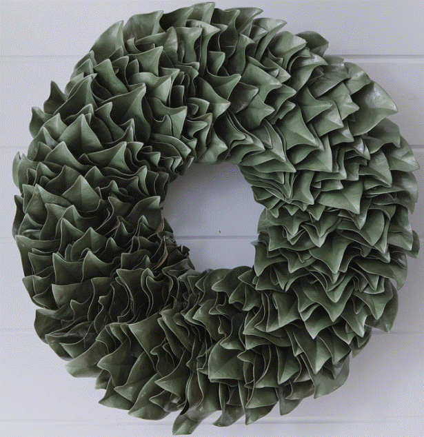 Emerald Petal Lacquer Wreath